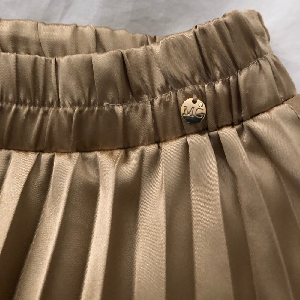 Miss grant gold pleated midi/ maxi skirt